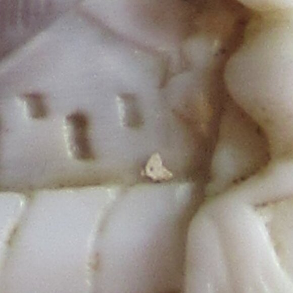 Antique, Victorian Mourning Hand Carved Shell Cameo Broach/Pendant, Swivels - Picture 10 of 10